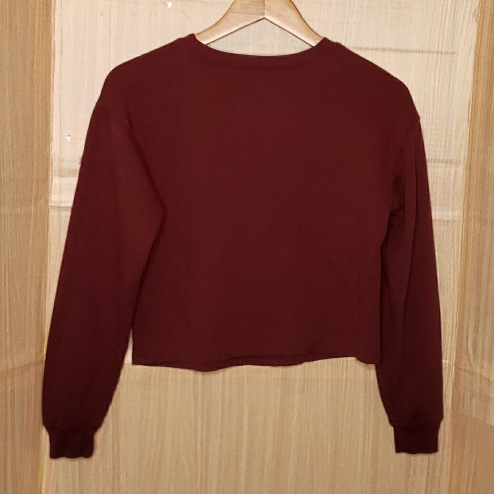 Love Tribe Womens Maroon Blah Blah Blah Cropped Sweatshirt XS - Picture 2 of 4